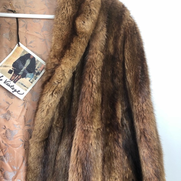 Vintage fur coat - Picture 3 of 8